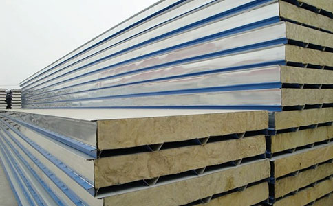 復(fù)合夾芯板的優(yōu)點(diǎn)有哪些體現(xiàn)？